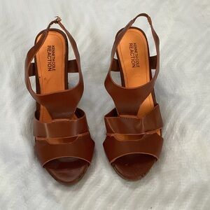 Kenneth Cole Reaction Women's Tan Heels